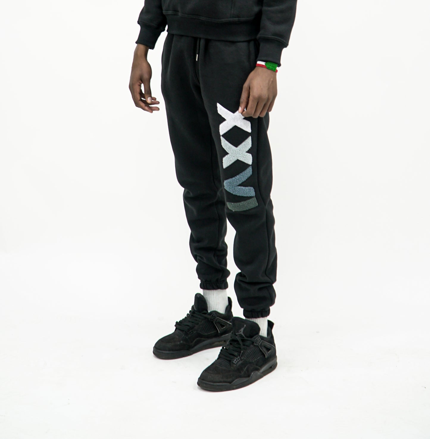 XXVI Black Joggers